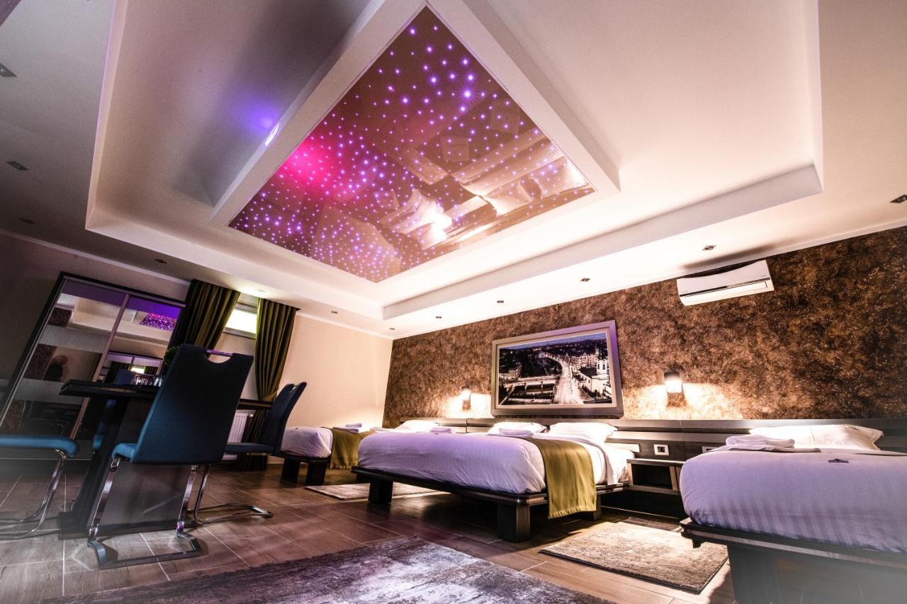 Hotel Novotheos Oradea Eksteriør bilde
