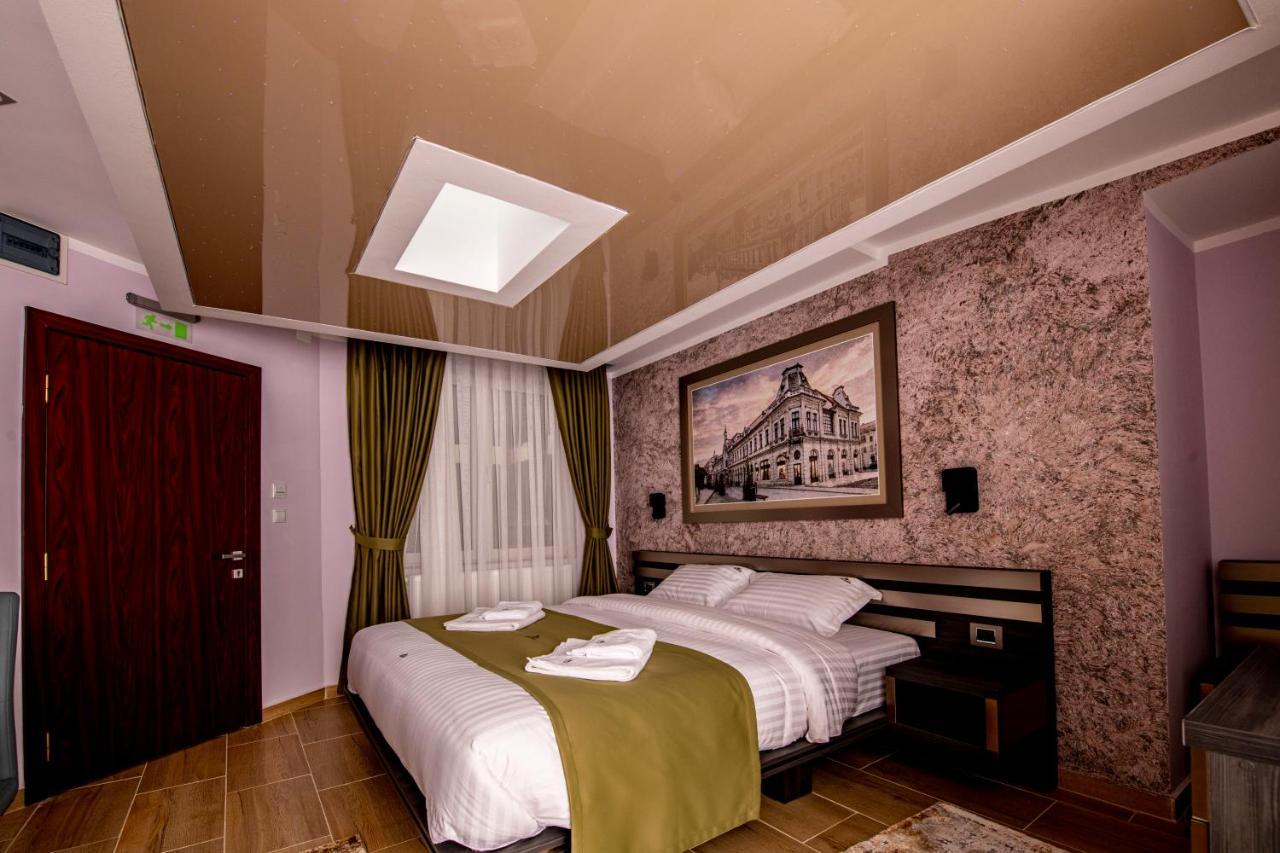 Hotel Novotheos Oradea Eksteriør bilde